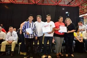 Leia mais sobre o artigo Governo do Amazonas encerra primeira etapa do Projeto Sinaleiras com a Colônia de Férias ‘De Férias Sim, na Rua Não!