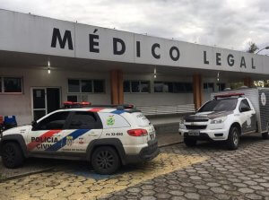 Read more about the article Corpo de mulher é encontrado em avenida após ser jogado de carro, em Manaus