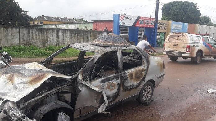 You are currently viewing Três pessoas ficam feridas em acidente entre carro e motos em Itacoatiara, no AM