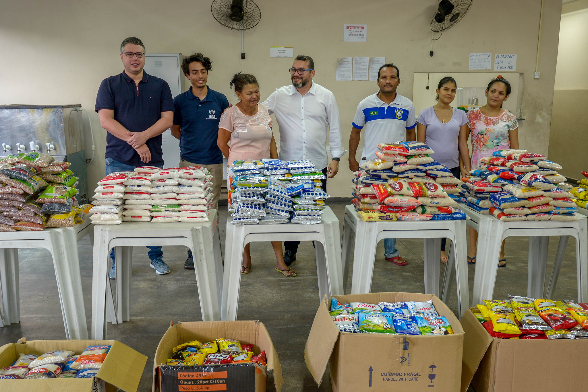 You are currently viewing Prefeitura entrega alimentos não perecíveis na campanha Manaus com os Refugiados