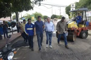 Leia mais sobre o artigo Arthur e Rotta vistoriam mutirão de obras na zona Oeste