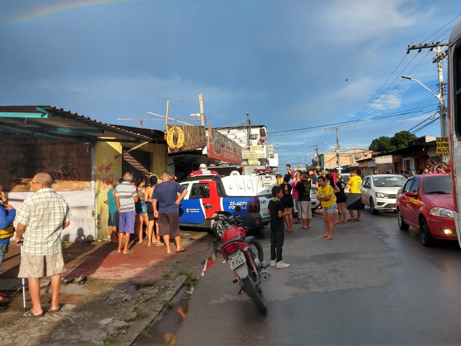 You are currently viewing Corpo em avançado estado de decomposição é encontrado em mercadinho, na Zona Norte de Manaus