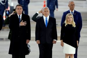 Read more about the article Bolsonaro chega a Israel e defende parcerias em segurança e defesa