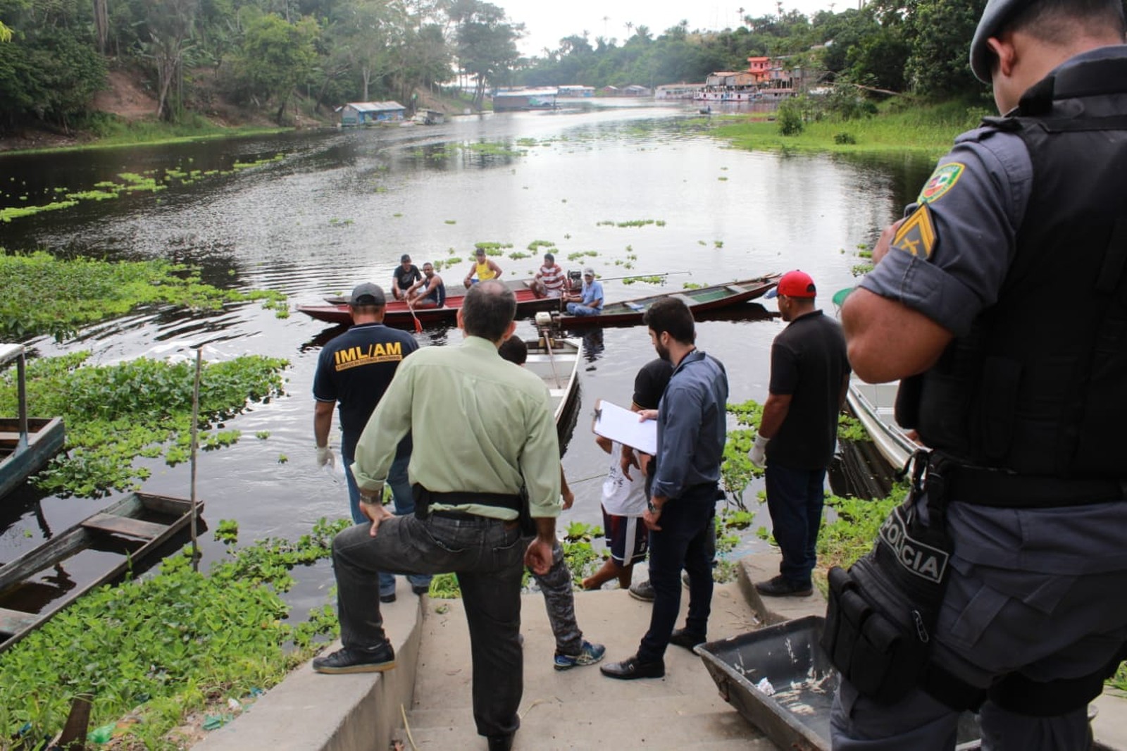 You are currently viewing Corpo de homem é encontrado por moradores em lago da Zona Leste de Manaus