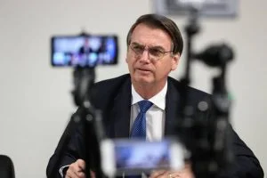 Leia mais sobre o artigo Bolsonaro divulga ações da Embrapa e Funai para inserção indígena