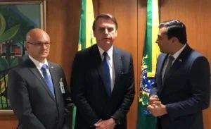 Leia mais sobre o artigo Bolsonaro assegura a Wilson Lima que vai tratar de interesses do Amazonas