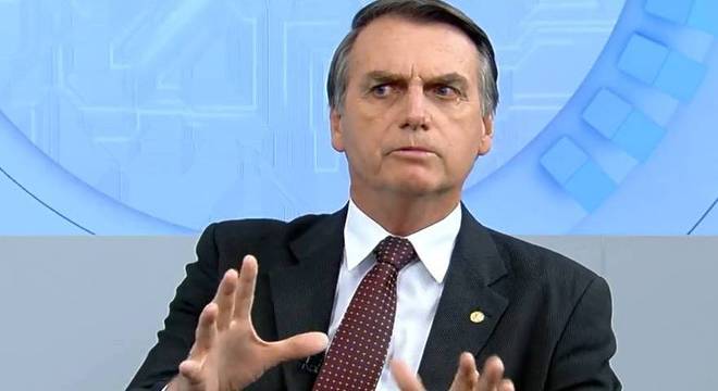 You are currently viewing Bolsonaro conversará com Moro sobre vazamentos da Lava Jato