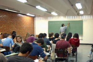 Read more about the article Estudantes tem até hoje para renovação de contratos do Fies