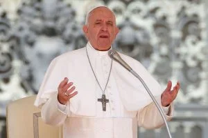 Leia mais sobre o artigo Vaticano cogita permitir que homens casados se tornem padres na Amazônia
