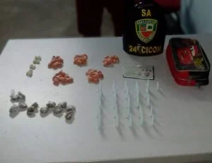 Leia mais sobre o artigo Homem é detido suspeito de tráfico de drogas no Prosamim do Igarapé de Manaus