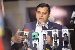 Leia mais sobre o artigo Wilson Lima assina decreto para corte de despesas no Amazonas