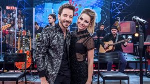 Read more about the article Sandy e Júnior participaram do programa Altas Horas e vira assunto mais comentado no twitter