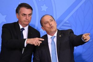 Read more about the article Bolsonaro vai exonerar ministros que podem votar reforma na Câmara