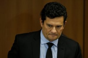 Read more about the article Seis em cada dez brasileiros querem Sérgio Moro no Supremo 