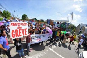 Read more about the article Ação Civil pede fim da greve dos professores sob pena de prisão por descumprimento, no AM