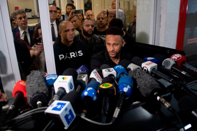 You are currently viewing Assessores são responsáveis pelo vazamento de imagens e vídeos, afirma Neymar