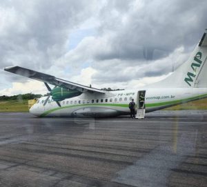 Read more about the article Avião faz pouso de barriga no aeroporto de Manaus e voos são suspensos