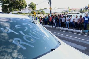 Read more about the article Motoristas de aplicativo realizam protesto contra preço do combustível, em Manaus