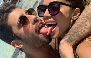 Leia mais sobre o artigo Anitta se declara a Pedro Scooby e diz que é: “Momento certo”