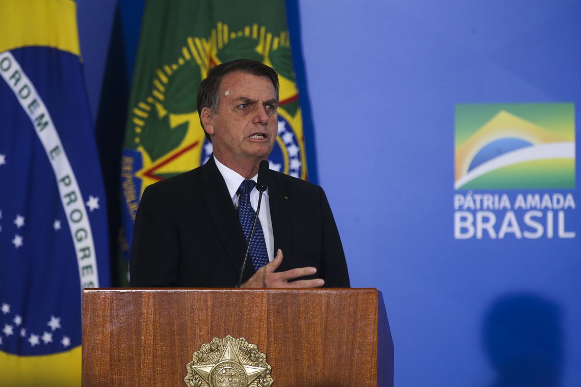 You are currently viewing Bolsonaro revoga decreto de armas e publica novas regras