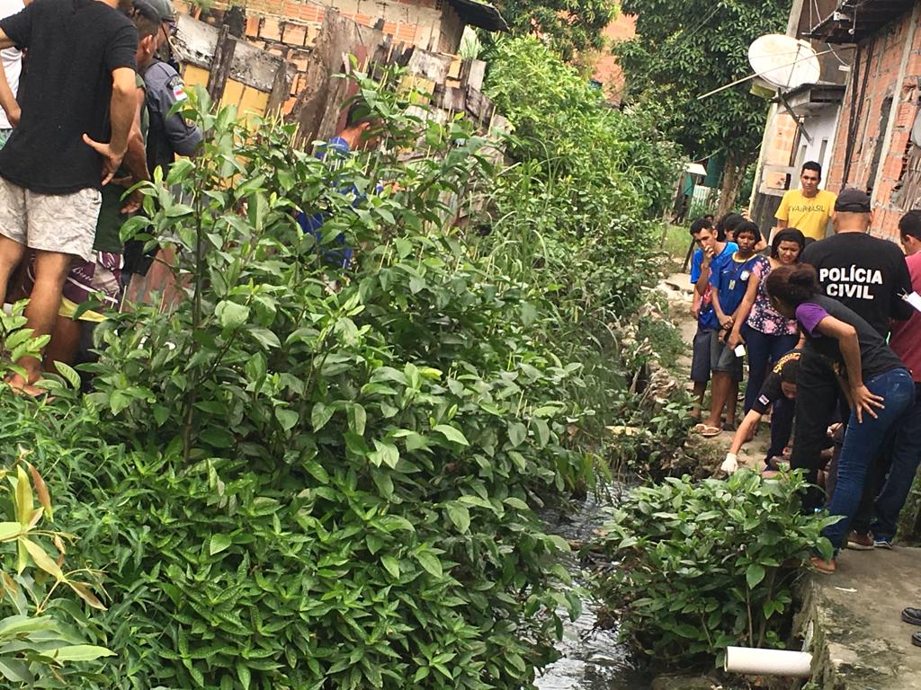 You are currently viewing Homem é encontrado morto às margens de igarapé na Colônia Santo Antônio, em Manaus