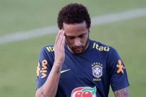 Leia mais sobre o artigo Ruptura de ligamento no tornozelo tira Neymar da Copa América