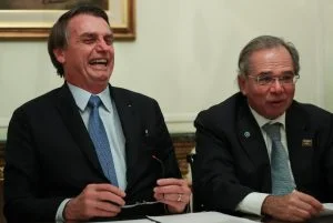 Leia mais sobre o artigo Bolsonaro fala em 1º passo para integrar o Real ao Peso