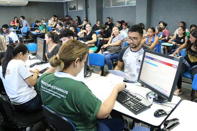 You are currently viewing Bolsa idiomas convoca mais 3 mil candidatos para entrega da documentação na 2ª chamada