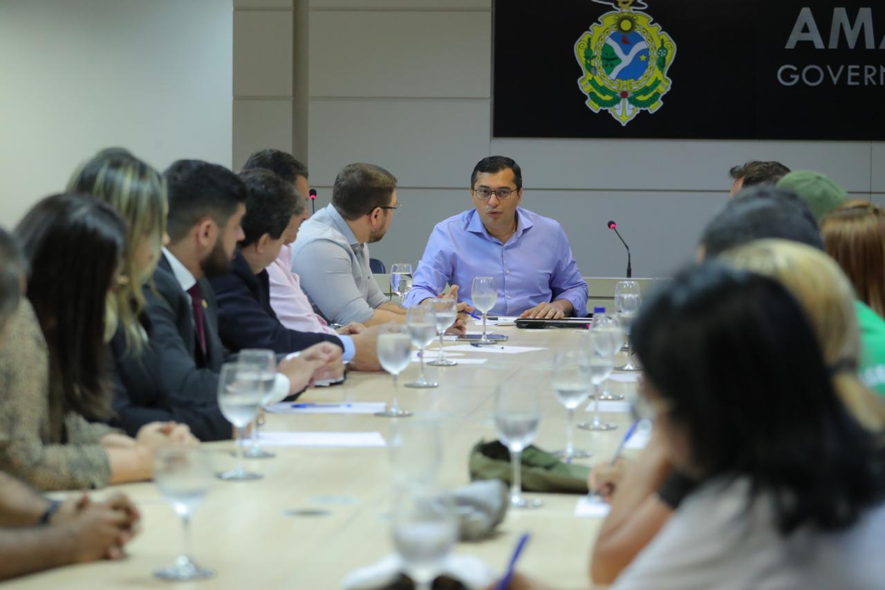 No momento, você está visualizando Wilson Lima se reúne com sindicatos de servidores, explica medidas do Governo e mantém abertura ao diálogo