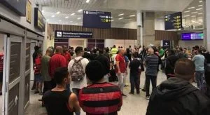 Leia mais sobre o artigo Flamengo evita contato com torcida ao desembarcar no Rio de Janeiro