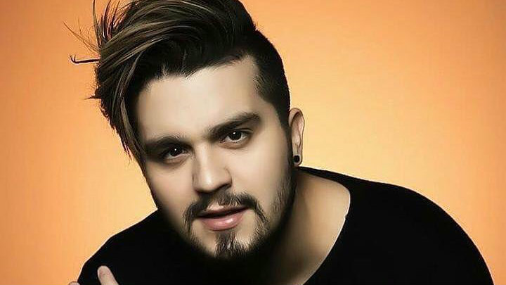 No momento, você está visualizando Luan Santana vira piada entre seguidores após detalhe do corpo. ‘Coisa fina!’