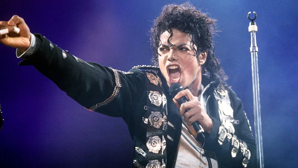 No momento, você está visualizando Fãs de Michael Jackson querem processar canal HBO por exibir documentário controverso