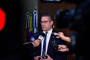 Leia mais sobre o artigo Josué Neto reforça compromisso de apoio à interiorização da Defensoria Pública do AM
