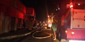 Read more about the article Incêndio destrói supermercado no bairro Alvorada, em Manaus