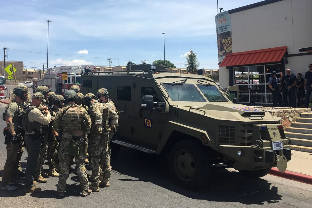 No momento, você está visualizando Tiros deixam feridos em shopping no Texas, diz polícia