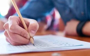 Leia mais sobre o artigo Cerca de 25 concursos abrem inscrições nesta segunda com 2.881 vagas e salários de até R$ 9 mil em todo país