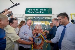 Read more about the article Arthur Neto entrega primeira Clínica da Família na zona leste de Manaus