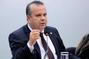 Leia mais sobre o artigo Portaria define que pensão não será inferior ao salário mínimo