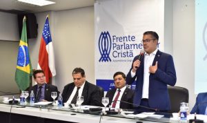 Read more about the article Josué Neto toma posse como vice-presidente da Frente Parlamentar Cristã do AM