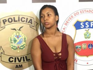 Read more about the article Mulher suspeita de matar jovem durante briga é presa, em Manaus