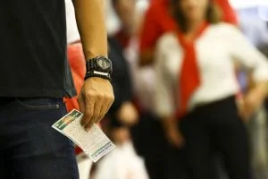 Leia mais sobre o artigo Mega-Sena acumula e pode pagar até R$ 26 milhões neste sábado