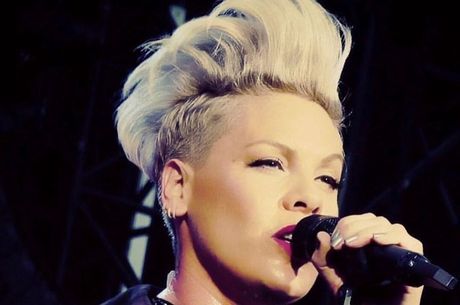 You are currently viewing Jato particular com equipe de Pink se acidenta e pega fogo