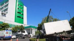 Leia mais sobre o artigo Com queda de internações, governo começa a retirar câmaras frigoríficas instaladas em hospitais durante a pandemia