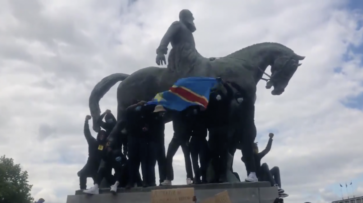 You are currently viewing Na Bélgica, protestos contra o racismo miram estátuas de monarca que causou genocídio na África