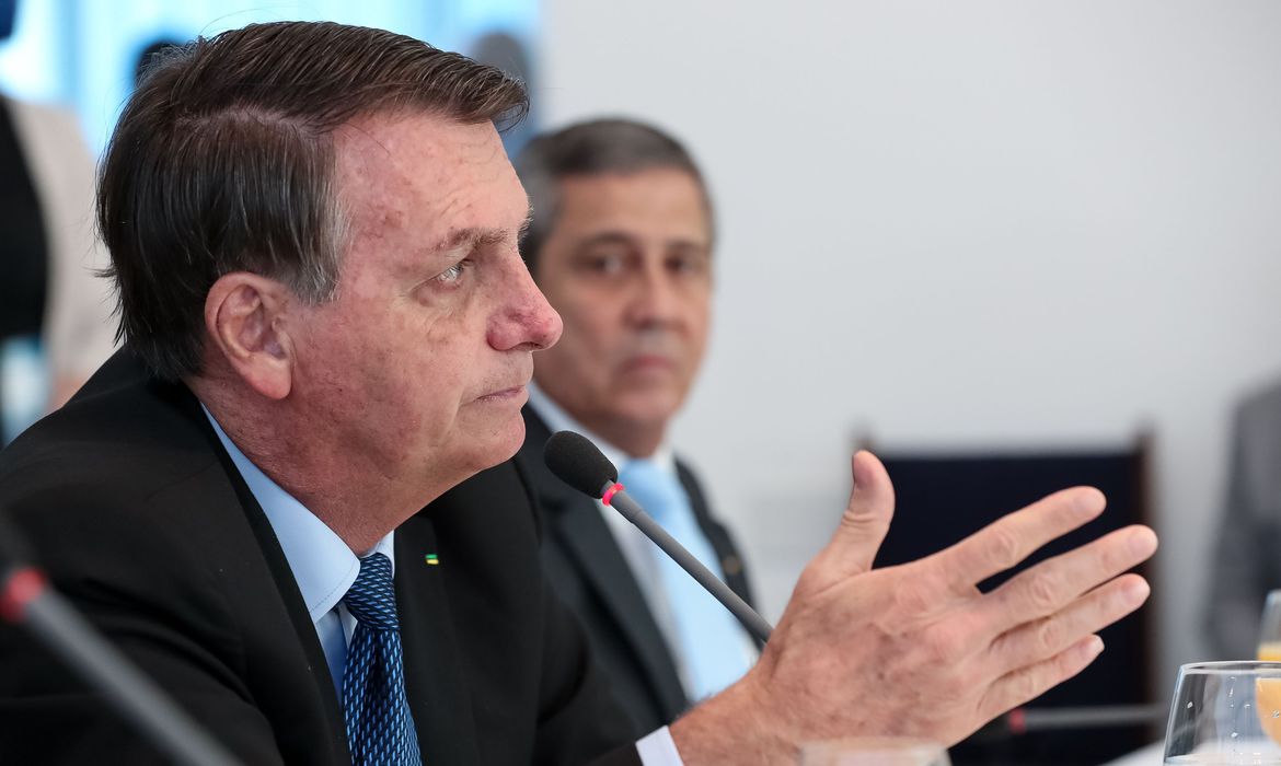 You are currently viewing Bolsonaro recria Ministério das Comunicações
