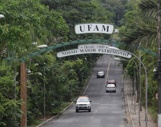 You are currently viewing Ufam lança concurso para professor com salário até R$ 9,6 mil