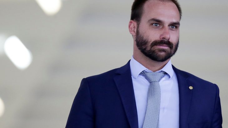 You are currently viewing Análise de fala polêmica de Eduardo Bolsonaro sobre AI-5 está empacada