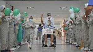 Leia mais sobre o artigo Amazonas ultrapassa a marca de 50 mil recuperados da Covid-19, diz FVS