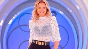 Leia mais sobre o artigo Apresentadora Eliana anuncia que está com coronavírus