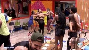 Leia mais sobre o artigo BBB21′ estreia com casas separadas, prova de imunidade e affair de Fiuk e Juliette